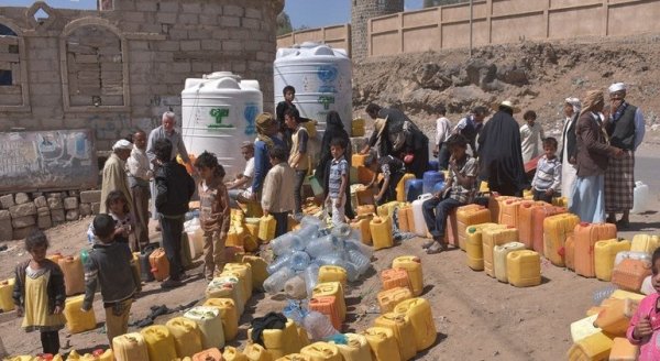 مياه الشرب مشكلة مزمنة بريف تعز