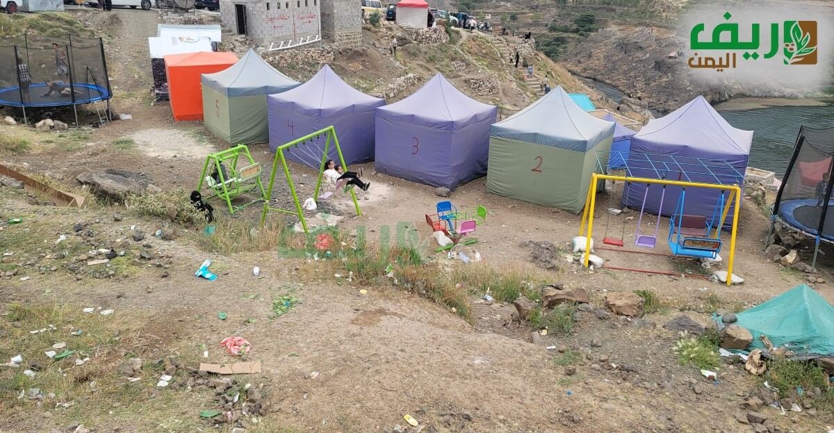 ضواحي صنعاء.. متنفس صيفي للسكان بلا خدمات