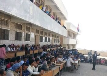 الضالع.. مبادرة مجتمعية تُنقذ مدرسة بقعطبة من التوقف