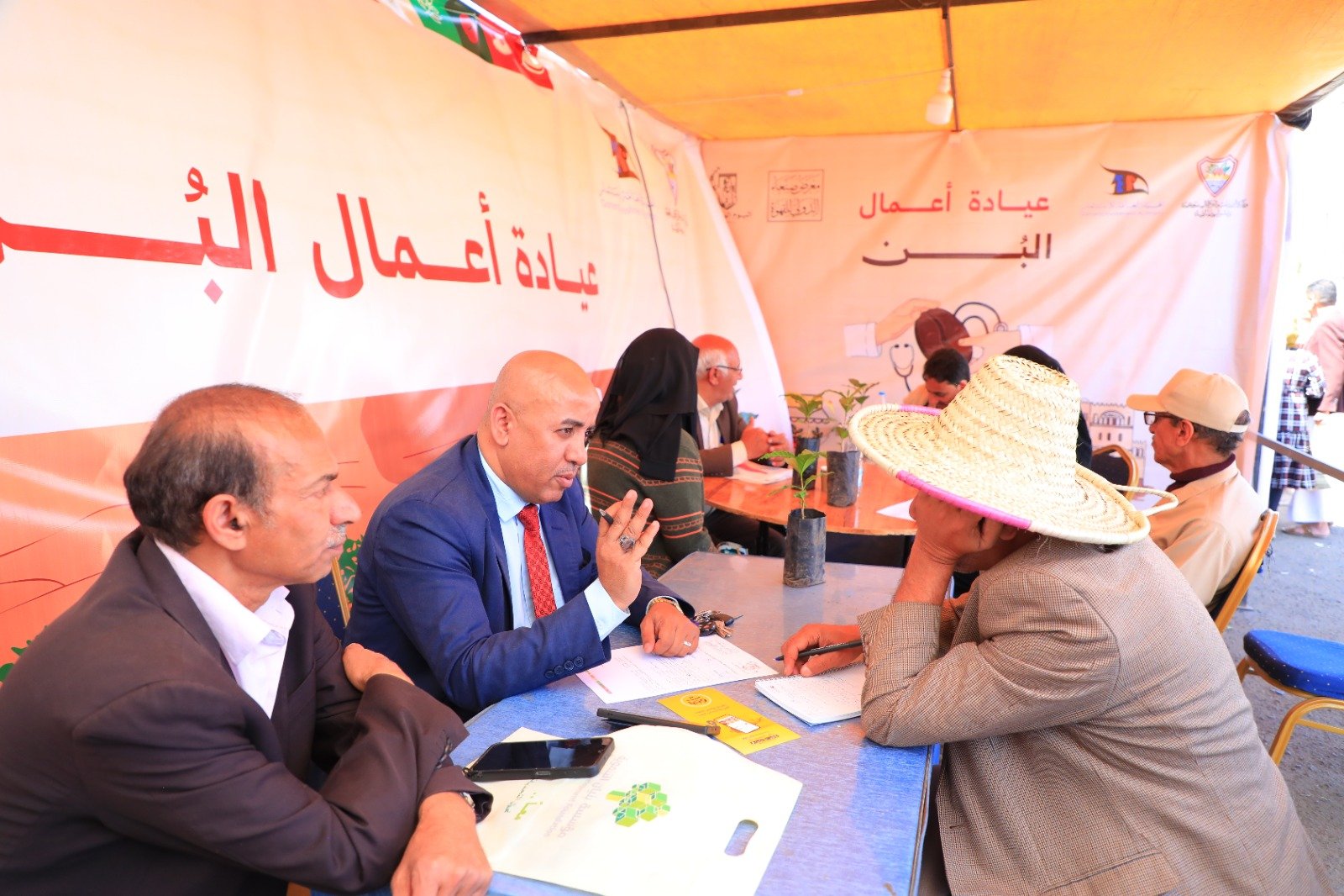 معرض القهوة.. احتفاءٌ بالمجد وإحياءٌ لتراث عريق