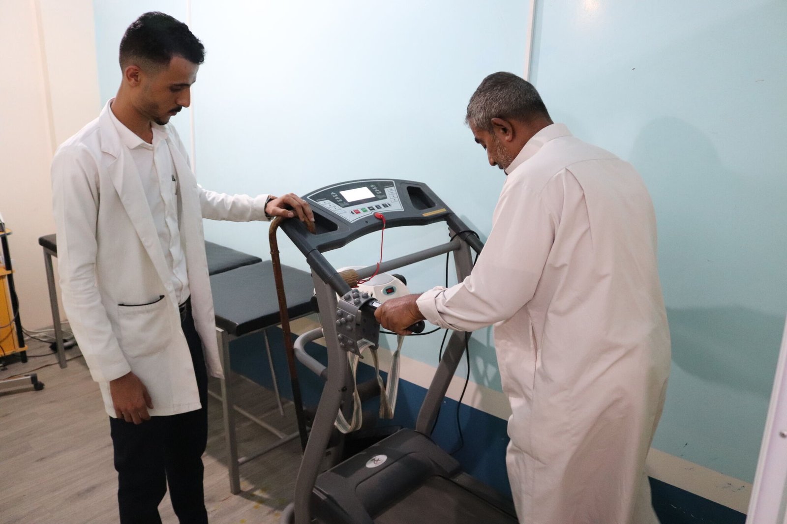 تعز.. جهود نسوية لمساعدة ذوي الإعاقة في الريف