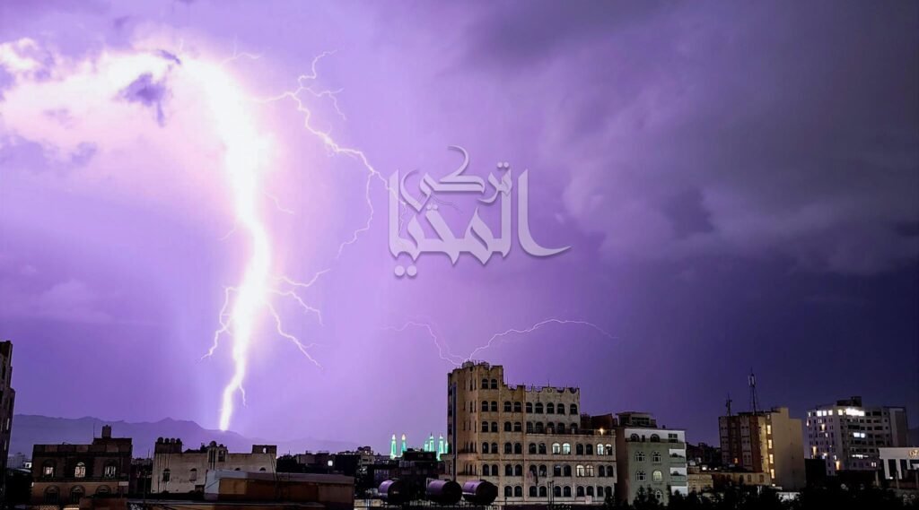 صواعق رعدية تودي بحياة اليمنيين في الأرياف