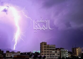 صواعق رعدية تودي بحياة اليمنيين في الأرياف