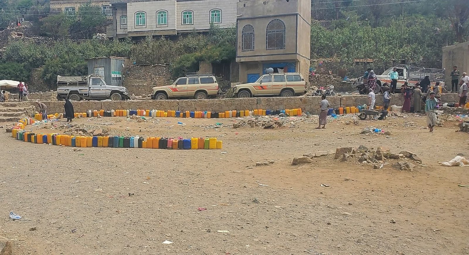 الجفاف يضاعف معاناة اليمنيين