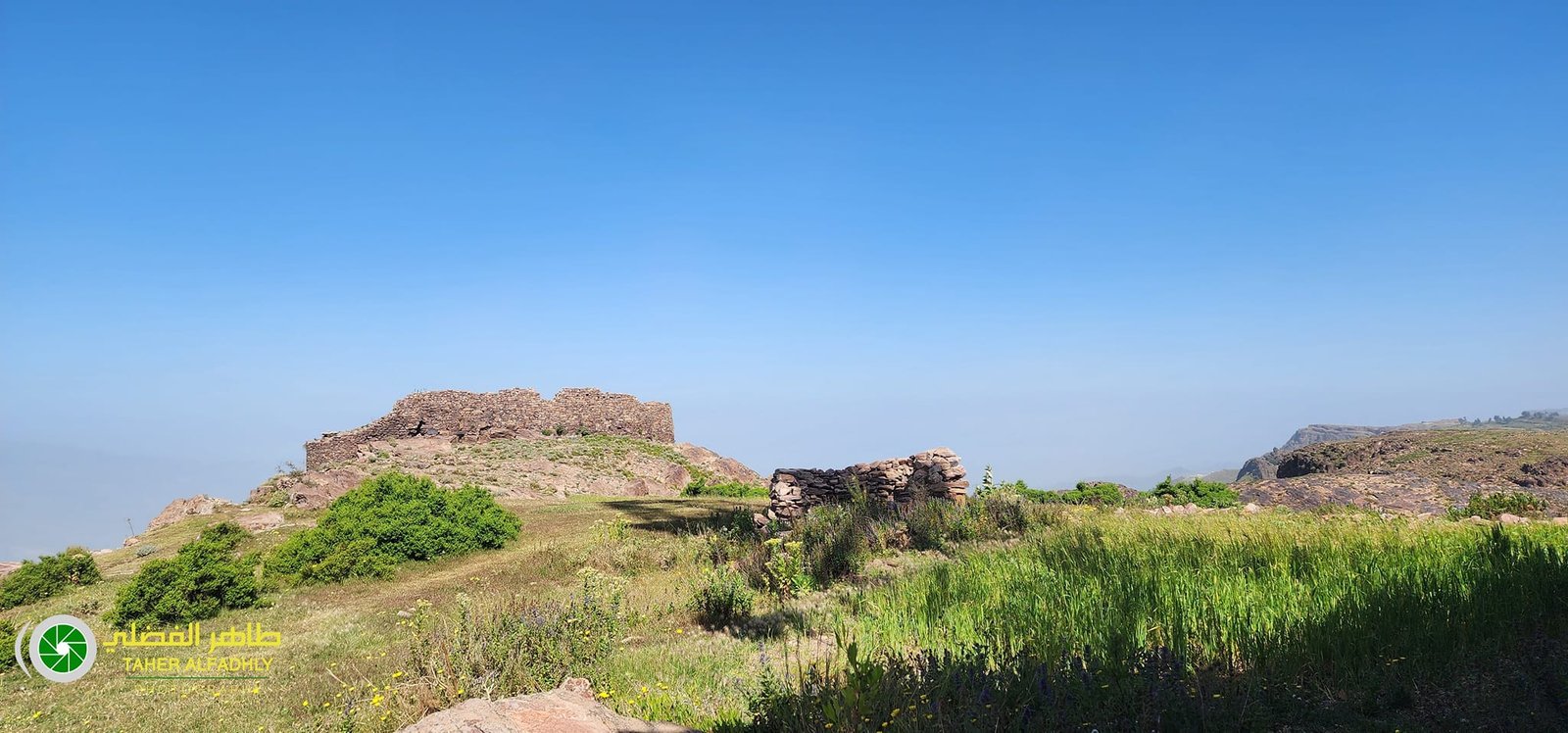 حصن المنار في بعدان.. شموخ تاريخي في قمم إب