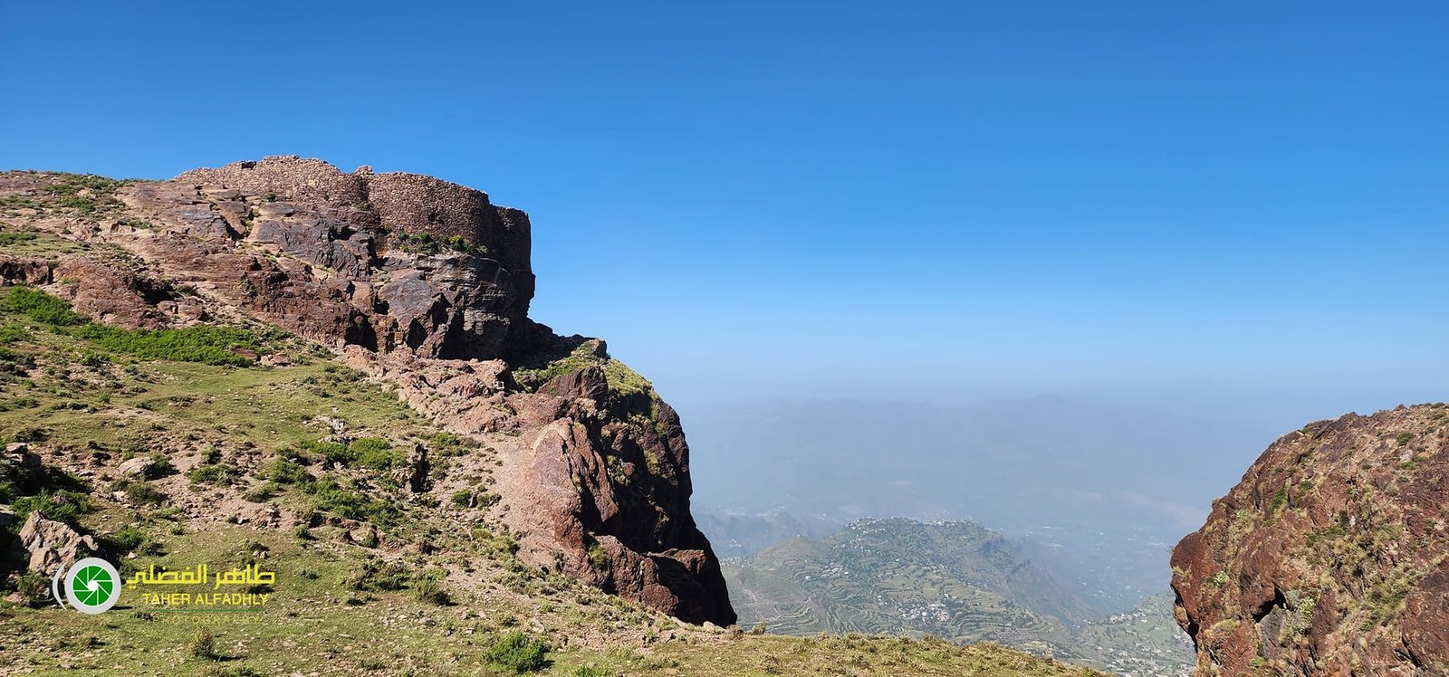 حصن المنار في بعدان.. شموخ تاريخي في قمم إب