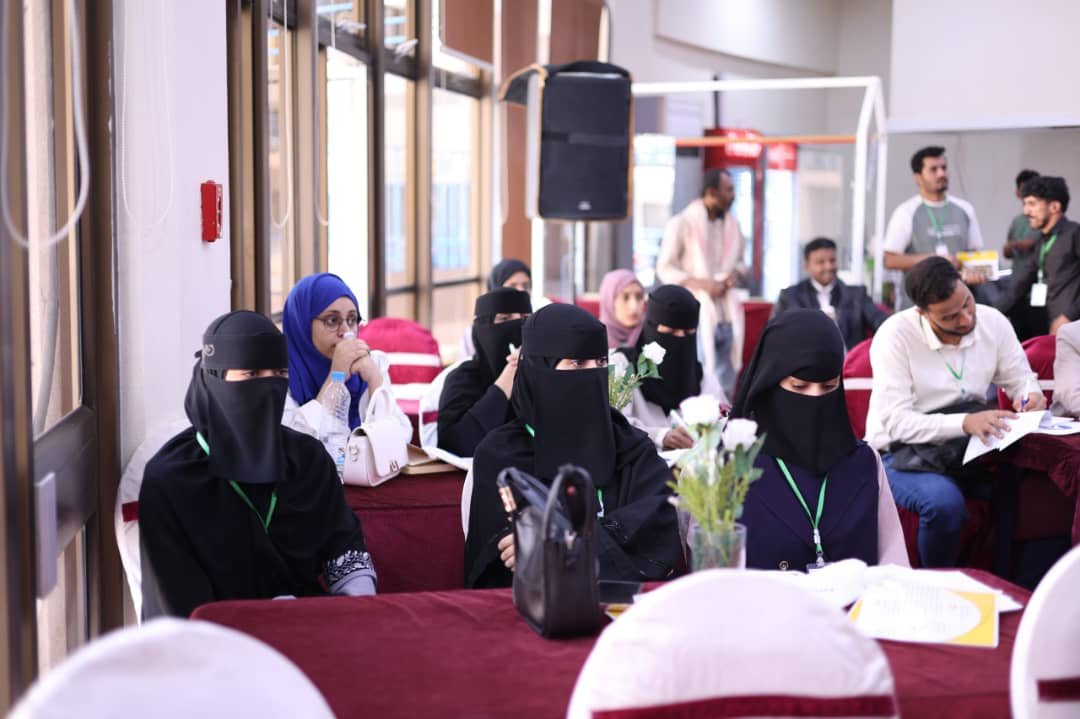 مأرب.. مؤتمر "أجندة المناخ" يوصي بتفعيل دور الإعلام بالتوعية