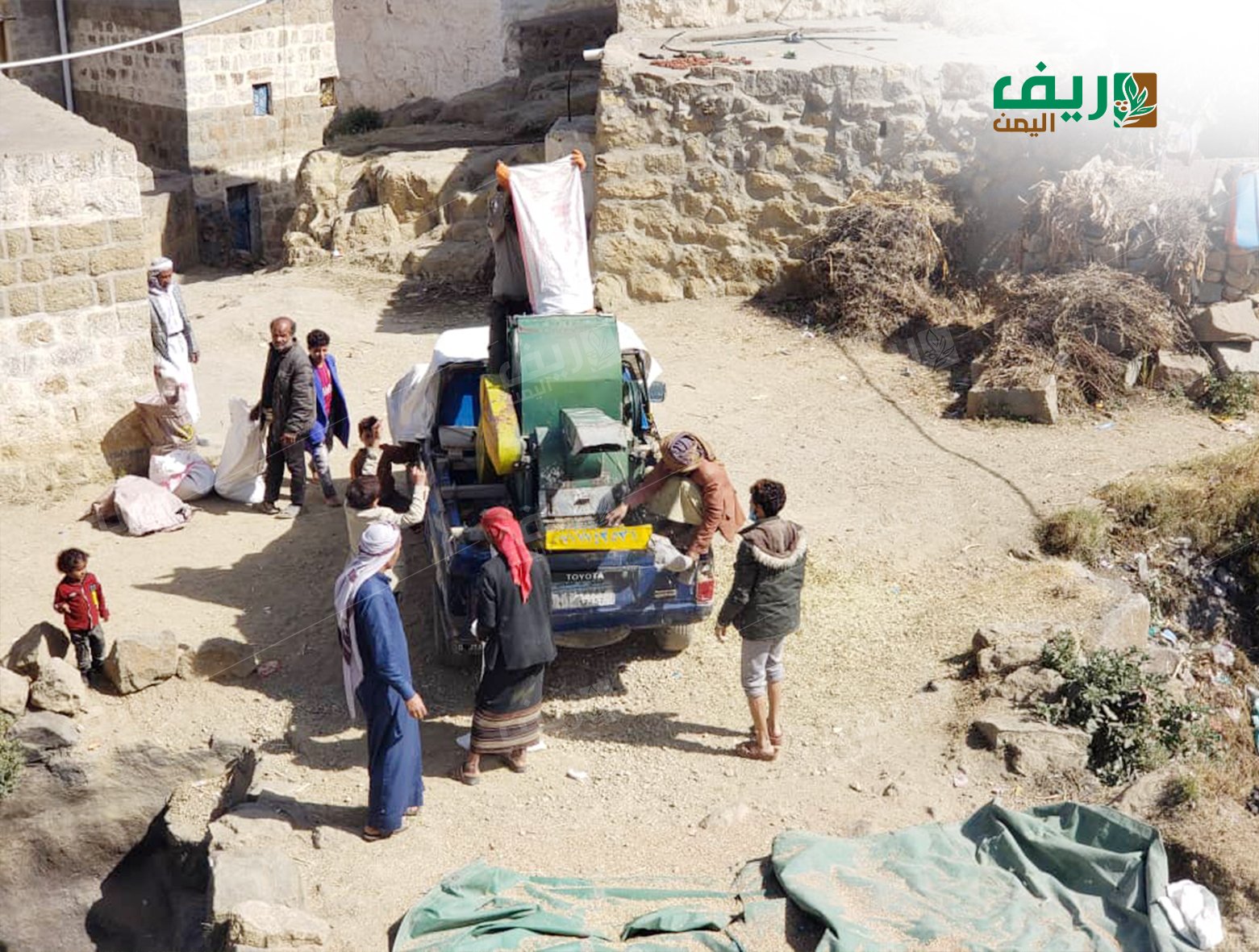 آلة الحصاد الحديثة.. تحول زراعي يخفف عبء المواسم