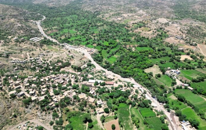 وادي الضباب أزمة مياه تعز تهدد الأجيال.. ماهي الحلول الإستراتيجية؟