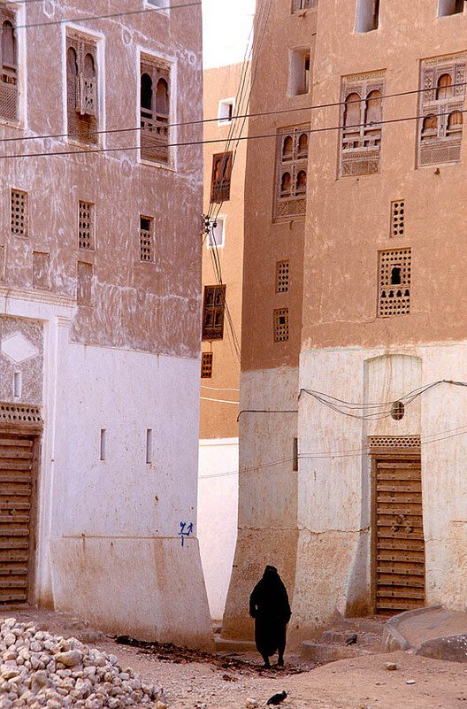 أبراج شبام الطينية: إرث يقدّم حلول بيئية منذ قرون