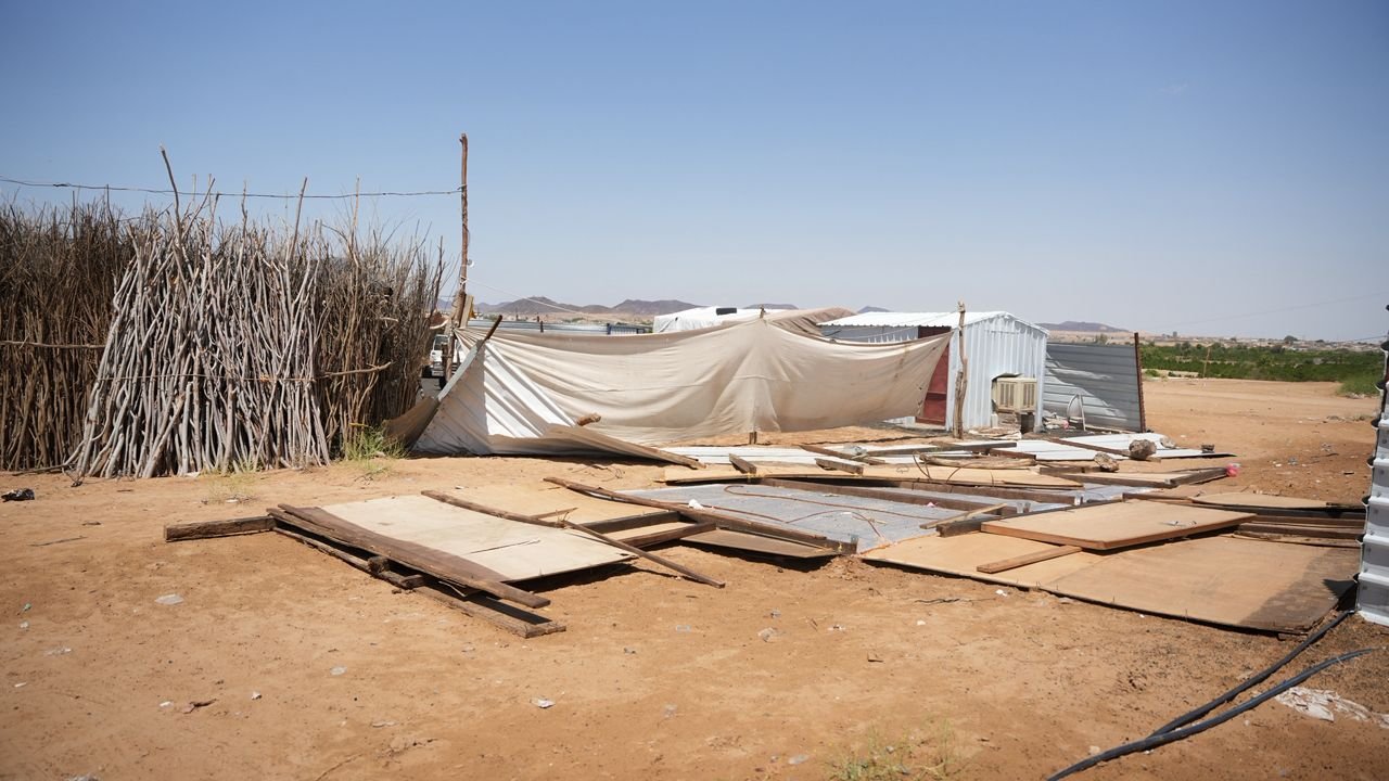 مأرب.. السيول والعواصف تشرّد 270 أسرة نازحة خلال شهر