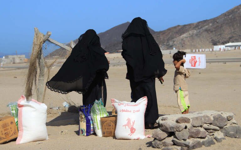 المبادرات المجتمعية في الضالع.. صمام أمان لحماية السكان
