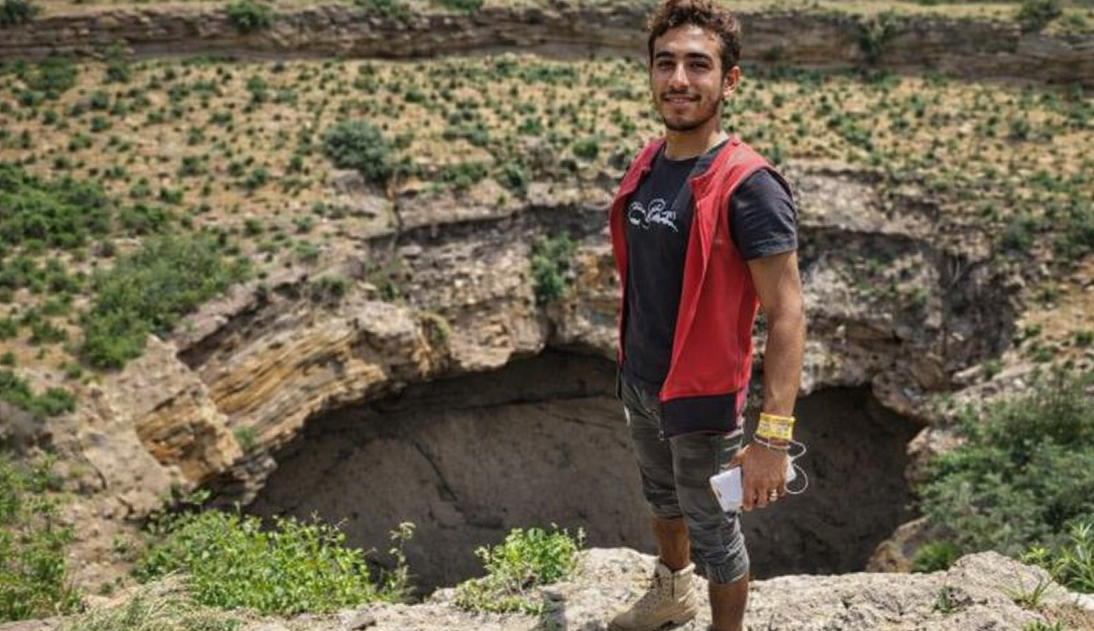 سبايدر مان اليمن.. حين يتحول العرض إلى مأساة
