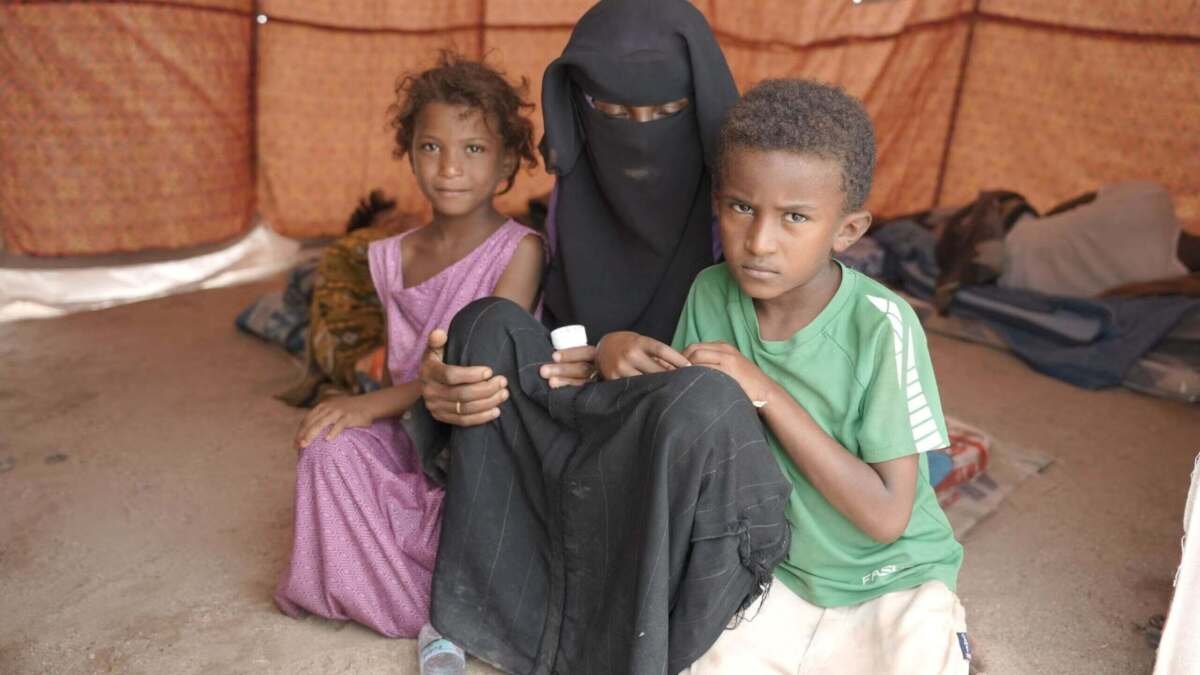 تعز.. آلاف النساء يواجهن كارثة صحية مع تصاعد القتال